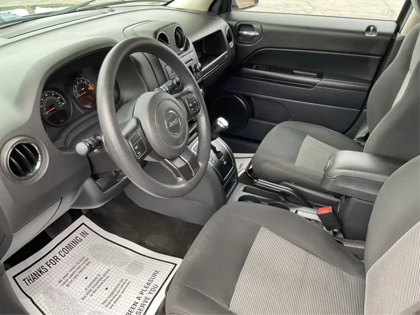2016 Jeep Patriot Sport (1C4NJRBB1GD) with an 2.4L I-4 DOHC engine, located at 880 E. National Road, OH, 45377, (937) 908-9800, 39.891918, -84.183975 - Photo#8