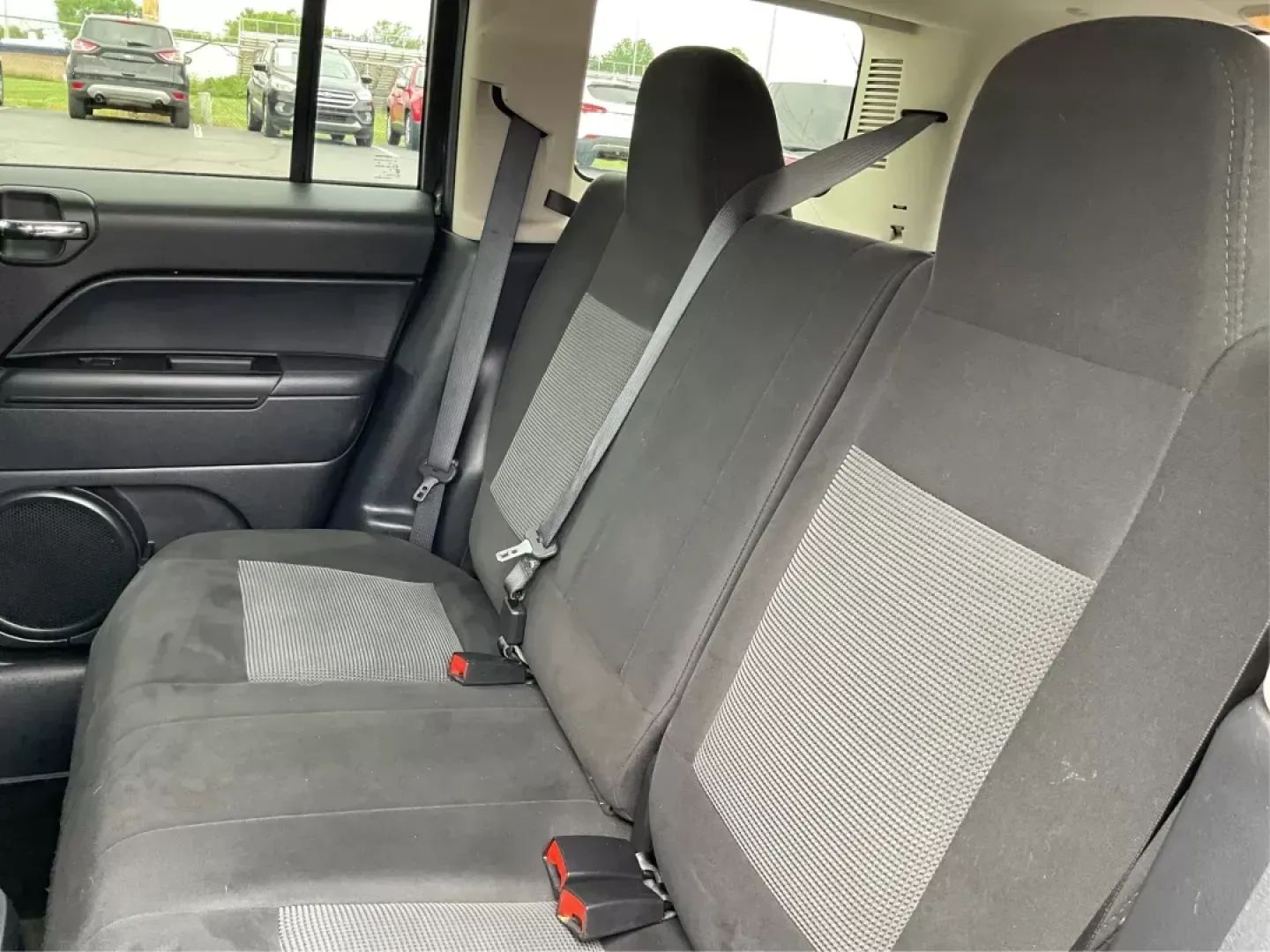 2016 Jeep Patriot Sport (1C4NJRBB1GD) with an 2.4L I-4 DOHC engine, located at 880 E. National Road, OH, 45377, (937) 908-9800, 39.891918, -84.183975 - Photo#9
