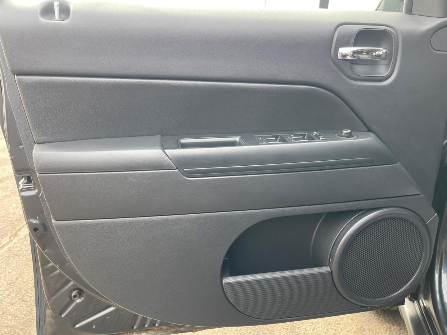 2016 Jeep Patriot Latitude (1C4NJRFB0GD) with an Other engine, located at 1230 East Main St, Xenia, OH, 45385, (937) 908-9800, 39.688042, -83.910538 - Photo#16