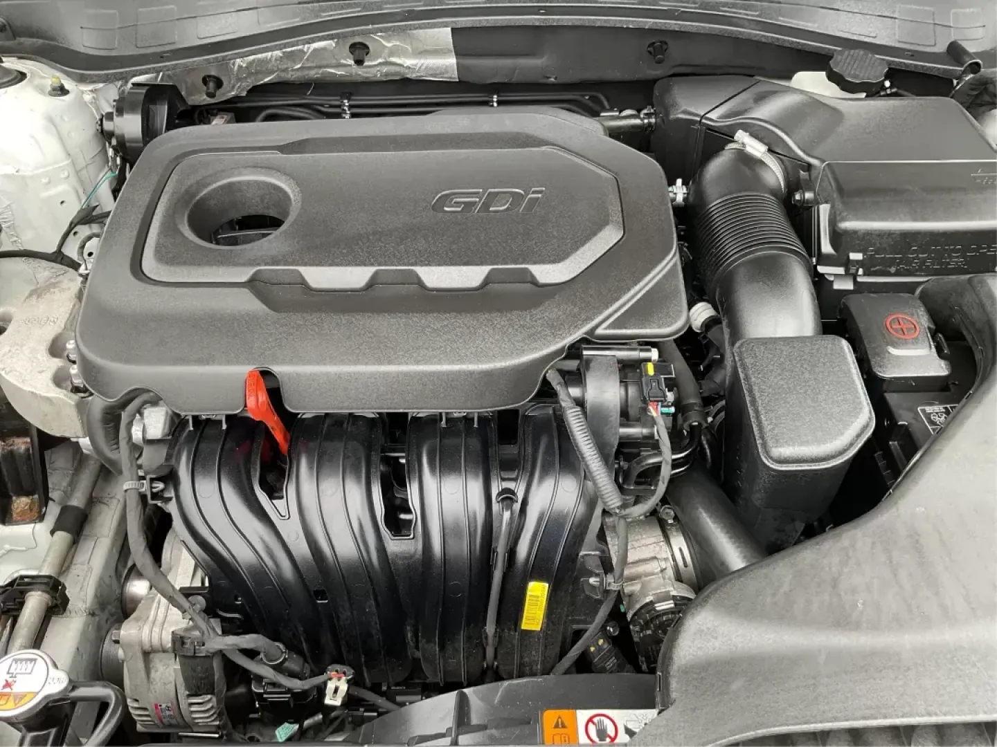2016 Kia Optima LX (5XXGT4L32GG) with an Theta II 2.4L I-4 gasoline direct injection engine, located at 1184 Kauffman Ave, Fairborn, OH, 45324, (937) 908-9800, 39.807072, -84.031563 - Photo#10