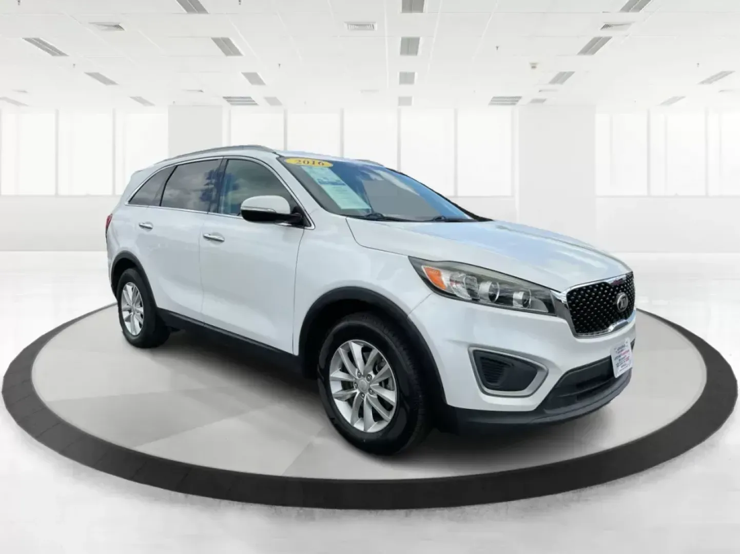 2016 Kia Sorento 2.4L LX (5XYPG4A39GG) with an 2.4L I-4 gasoline direct injection engine, located at 401 Woodman Dr, Riverside, OH, 45431, (937) 908-9800, 39.761024, -84.120956 - Photo#0