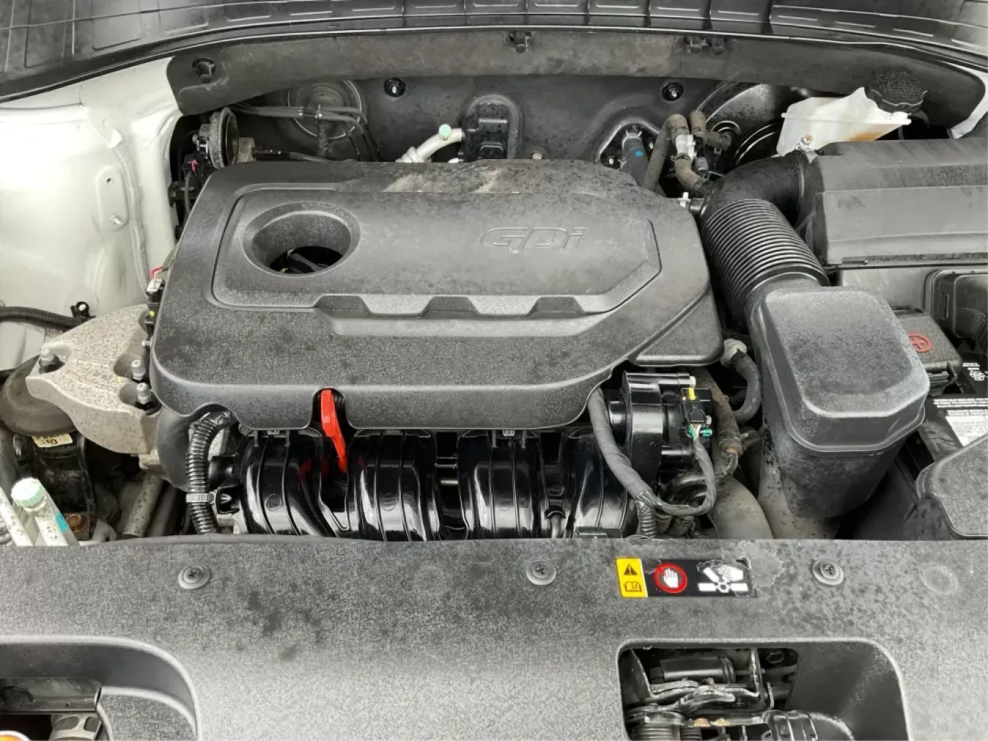 2016 Kia Sorento 2.4L LX (5XYPG4A39GG) with an 2.4L I-4 gasoline direct injection engine, located at 401 Woodman Dr, Riverside, OH, 45431, (937) 908-9800, 39.761024, -84.120956 - Photo#10