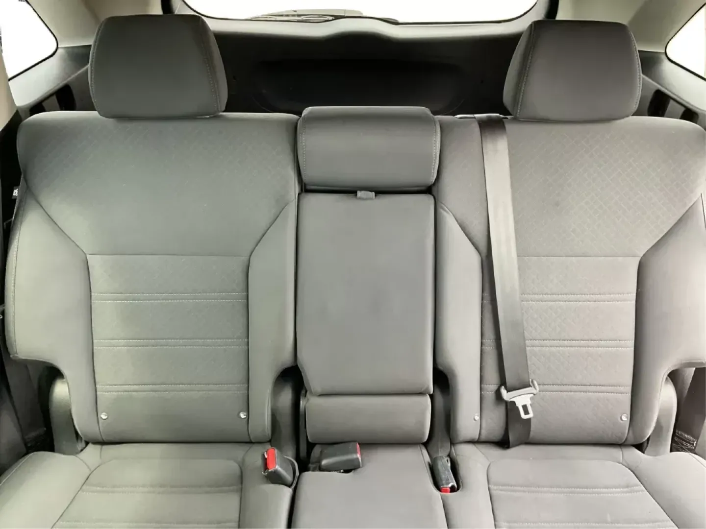 2016 Kia Sorento 2.4L LX (5XYPG4A39GG) with an 2.4L I-4 gasoline direct injection engine, located at 401 Woodman Dr, Riverside, OH, 45431, (937) 908-9800, 39.761024, -84.120956 - Photo#13