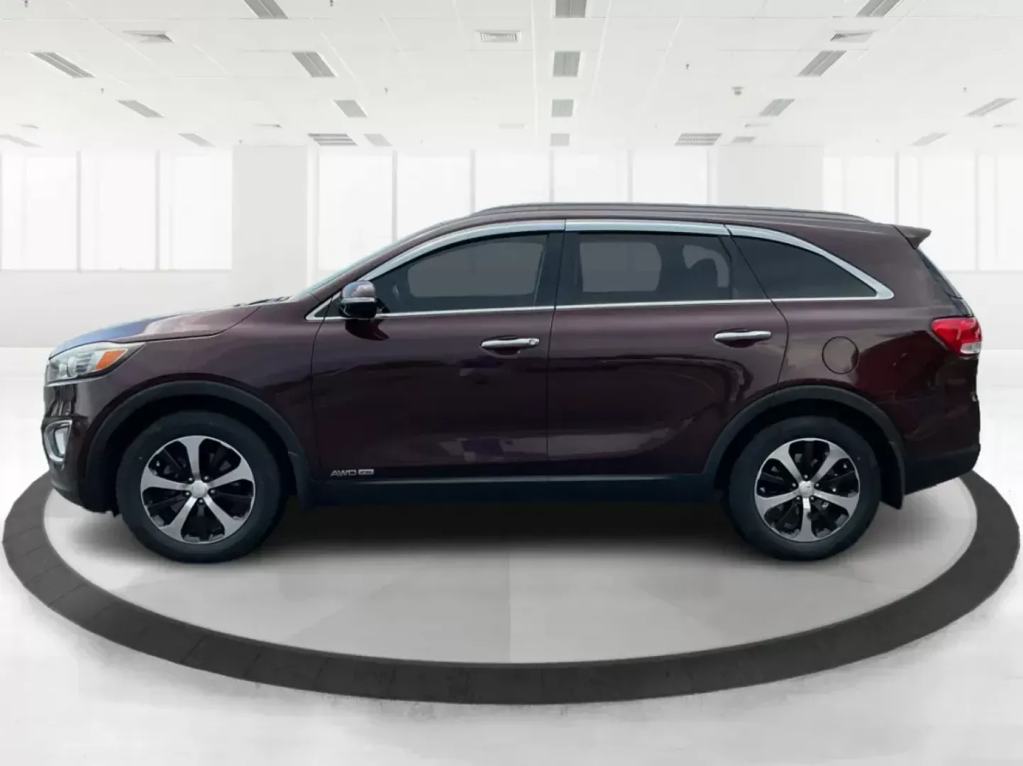 2016 Kia Sorento 3.3L EX (5XYPHDA5XGG) with an Lambda II 3.3L V-6 gasoline direct injection engine, located at 8750 N County Rd 25A, Piqua, OH, 45356, (937) 908-9800, 40.164391, -84.232513 - Photo#5