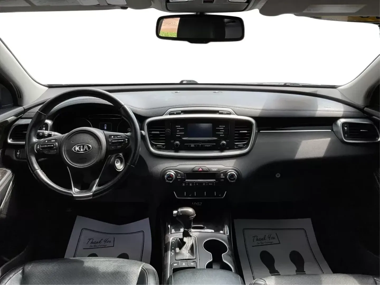 2016 Kia Sorento 3.3L EX (5XYPHDA5XGG) with an Lambda II 3.3L V-6 gasoline direct injection engine, located at 8750 N County Rd 25A, Piqua, OH, 45356, (937) 908-9800, 40.164391, -84.232513 - Photo#19