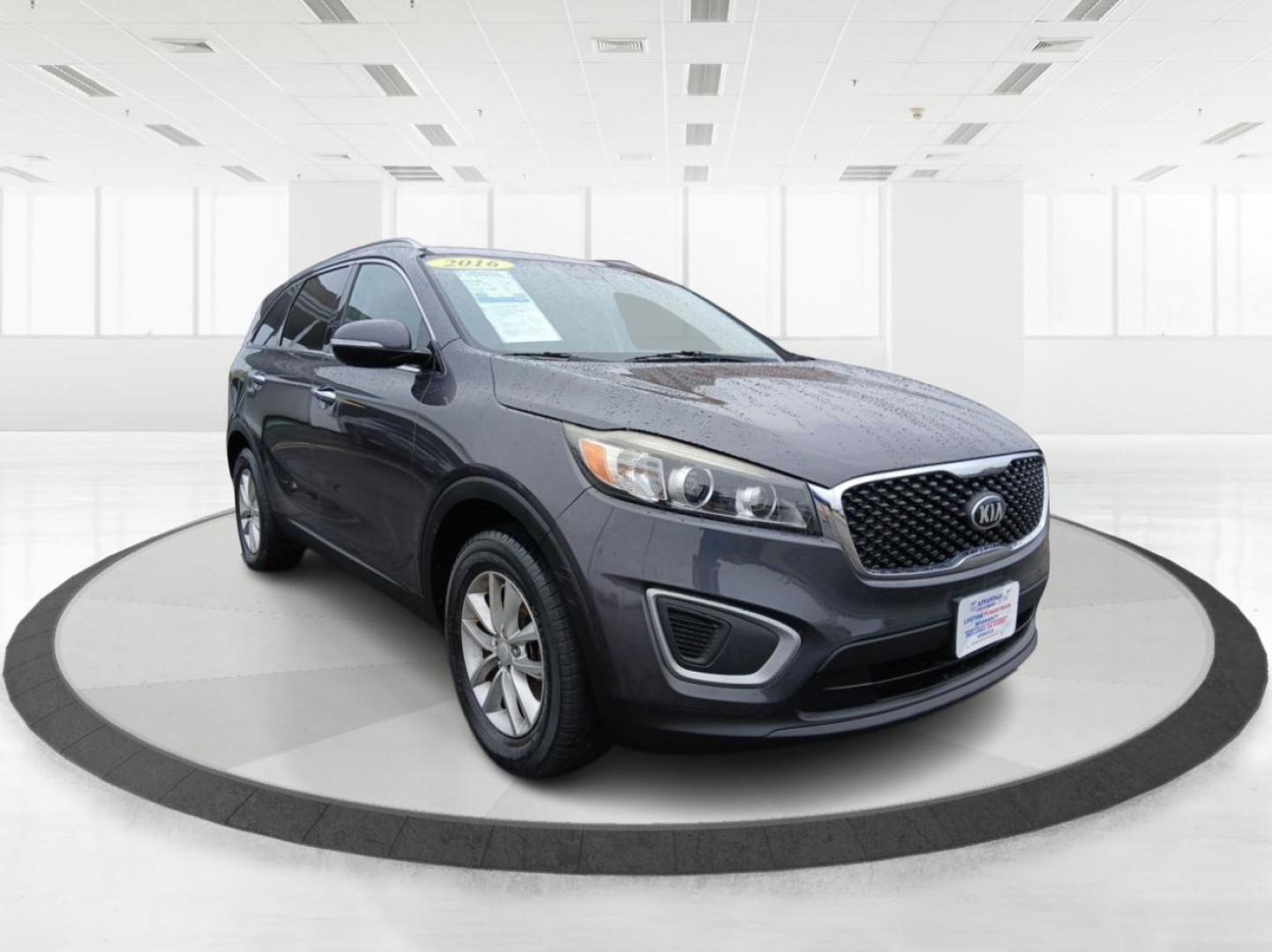 2016 Kia Sorento LX 2WD (5XYPG4A30GG) with an 2.4L L4 DOHC 16V engine, 6-Speed Automatic transmission, located at 1951 S Dayton Lakeview Rd., New Carlisle, OH, 45344, (937) 908-9800, 39.890999, -84.050255 - Photo#0