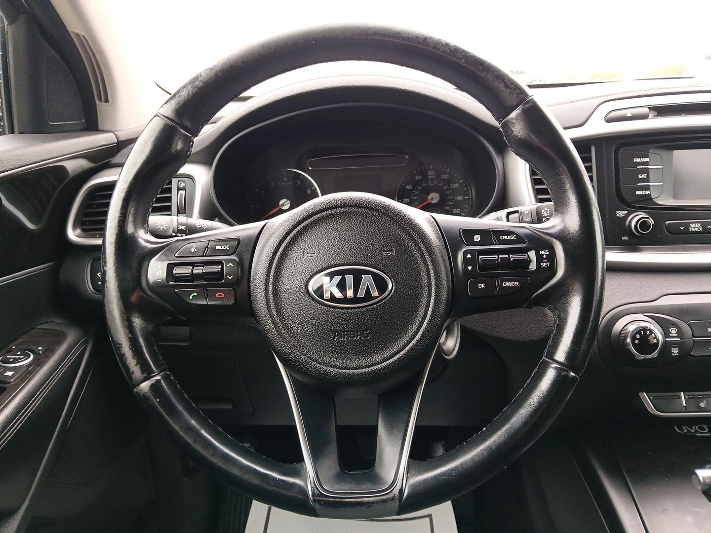 2016 Kia Sorento LX 2WD (5XYPG4A30GG) with an 2.4L L4 DOHC 16V engine, 6-Speed Automatic transmission, located at 1951 S Dayton Lakeview Rd., New Carlisle, OH, 45344, (937) 908-9800, 39.890999, -84.050255 - Photo#14