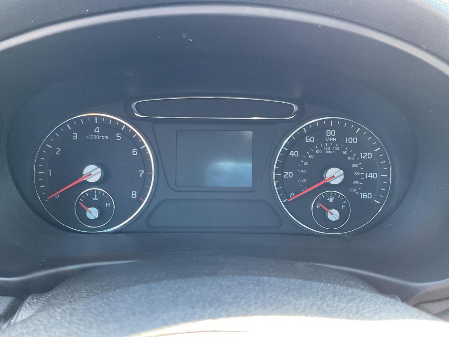 2016 Kia Sorento 2.4L LX (5XYPG4A34GG) with an 2.4L I-4 gasoline direct injection engine, located at 880 E. National Road, OH, 45377, (937) 908-9800, 39.891918, -84.183975 - Photo#14