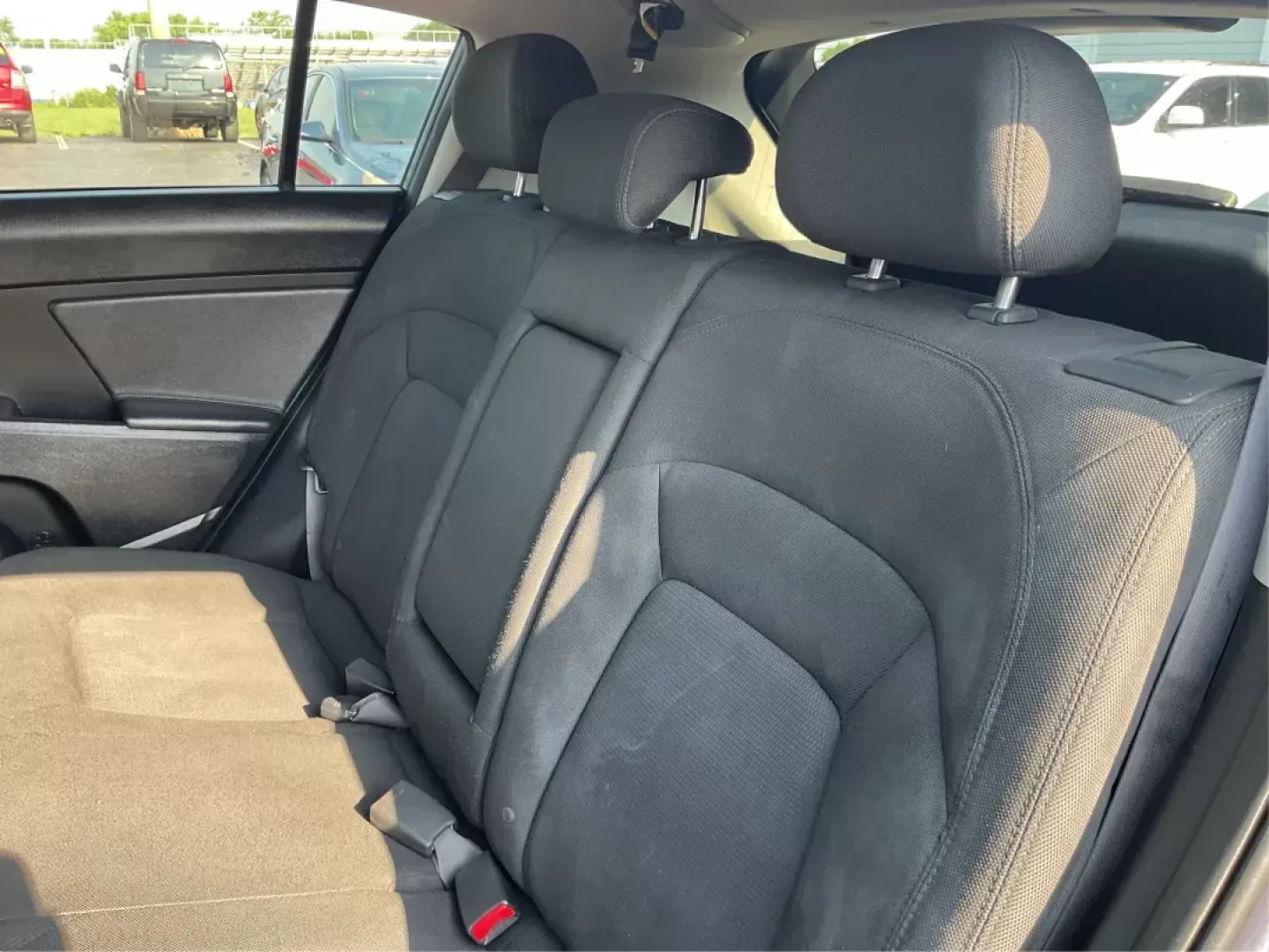 2016 Kia Sportage LX (KNDPB3AC1G7) with an Theta II 2.4L I-4 gasoline direct injection engine, located at 1230 East Main St, Xenia, OH, 45385, (937) 908-9800, 39.688042, -83.910538 - Photo#9
