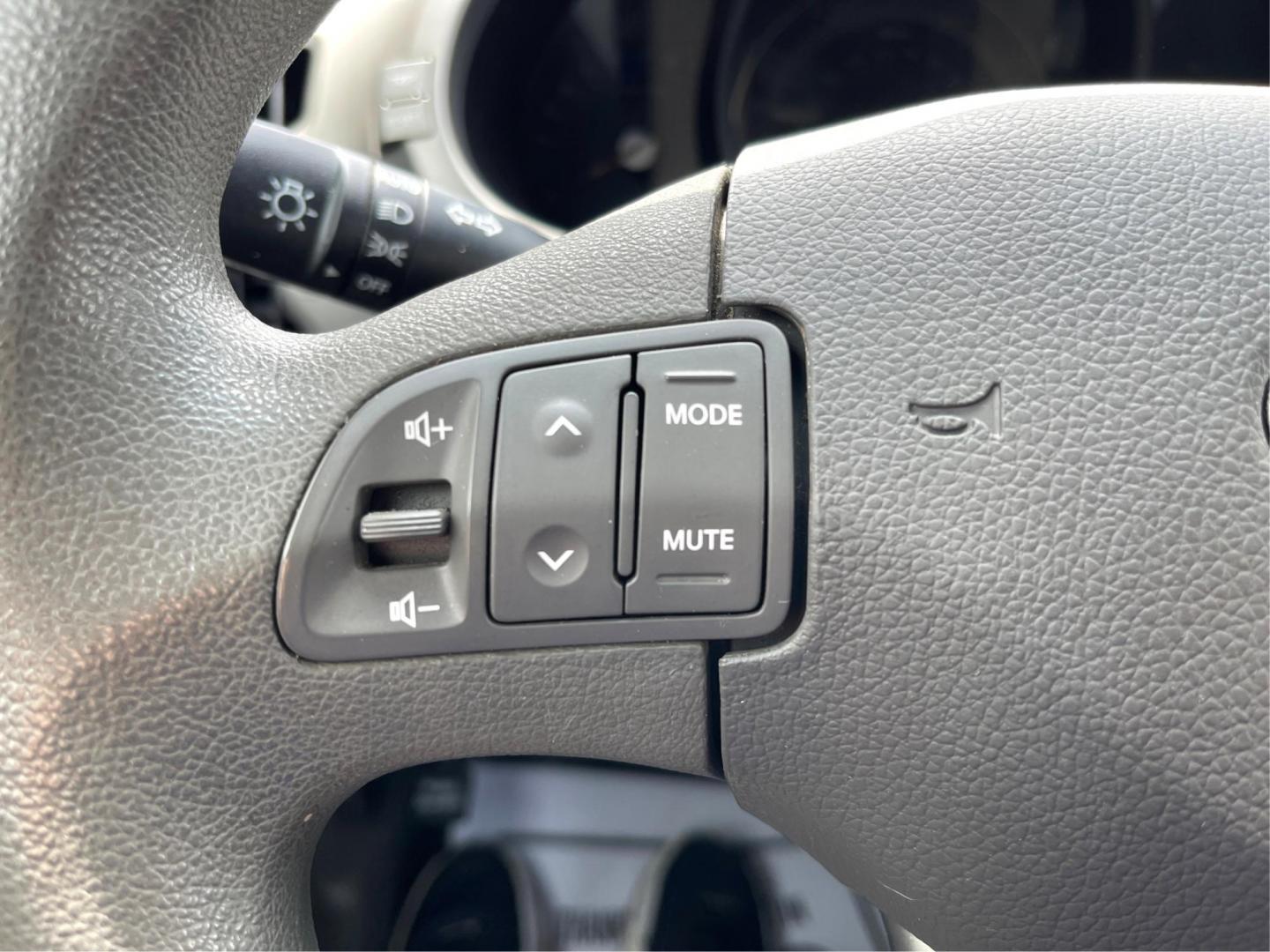 2016 Kia Sportage LX AWD (KNDPBCAC3G7) with an 2.4L V6 DOHC 24V engine, 6-Speed Automatic transmission, located at 1184 Kauffman Ave, Fairborn, OH, 45324, (937) 908-9800, 39.807072, -84.031563 - Photo#14