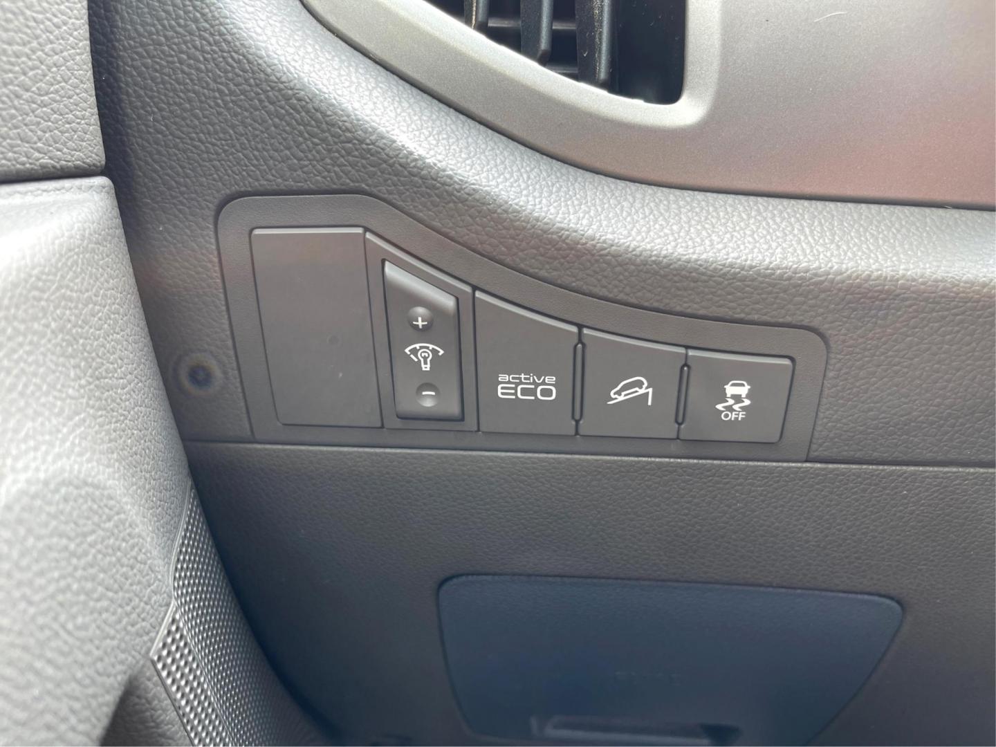 2016 Kia Sportage LX AWD (KNDPBCAC3G7) with an 2.4L V6 DOHC 24V engine, 6-Speed Automatic transmission, located at 1184 Kauffman Ave, Fairborn, OH, 45324, (937) 908-9800, 39.807072, -84.031563 - Photo#15