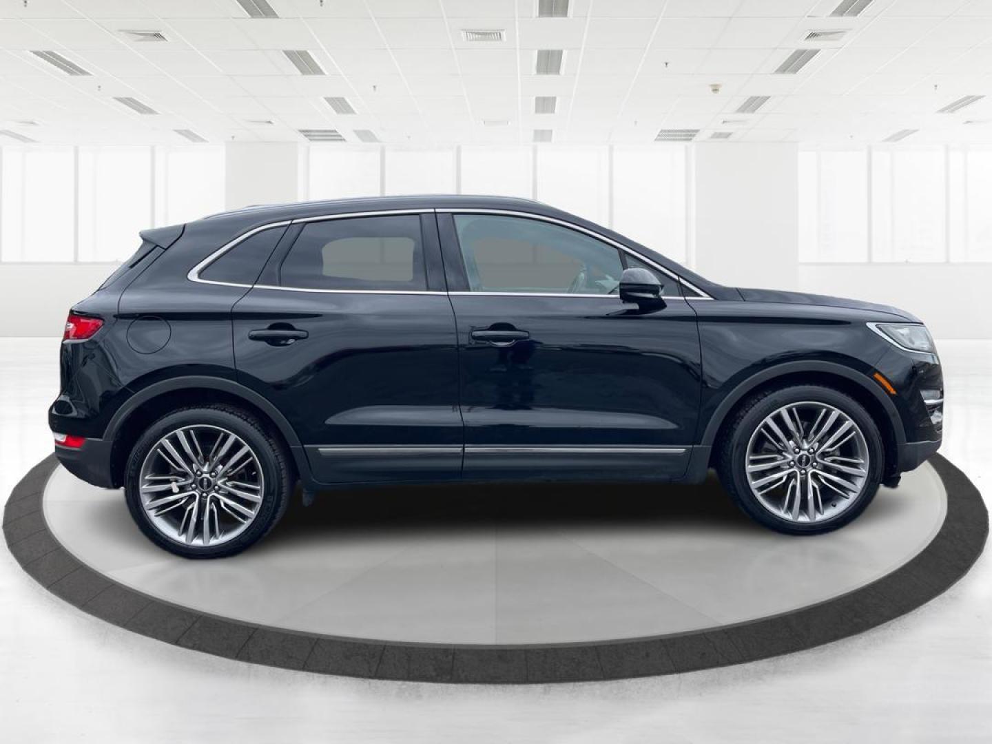 2016 Lincoln Mkc Reserve (5LMTJ3DH5GU) with an Other engine, located at 880 E. National Road, OH, 45377, (937) 908-9800, 39.891918, -84.183975 - Photo#1