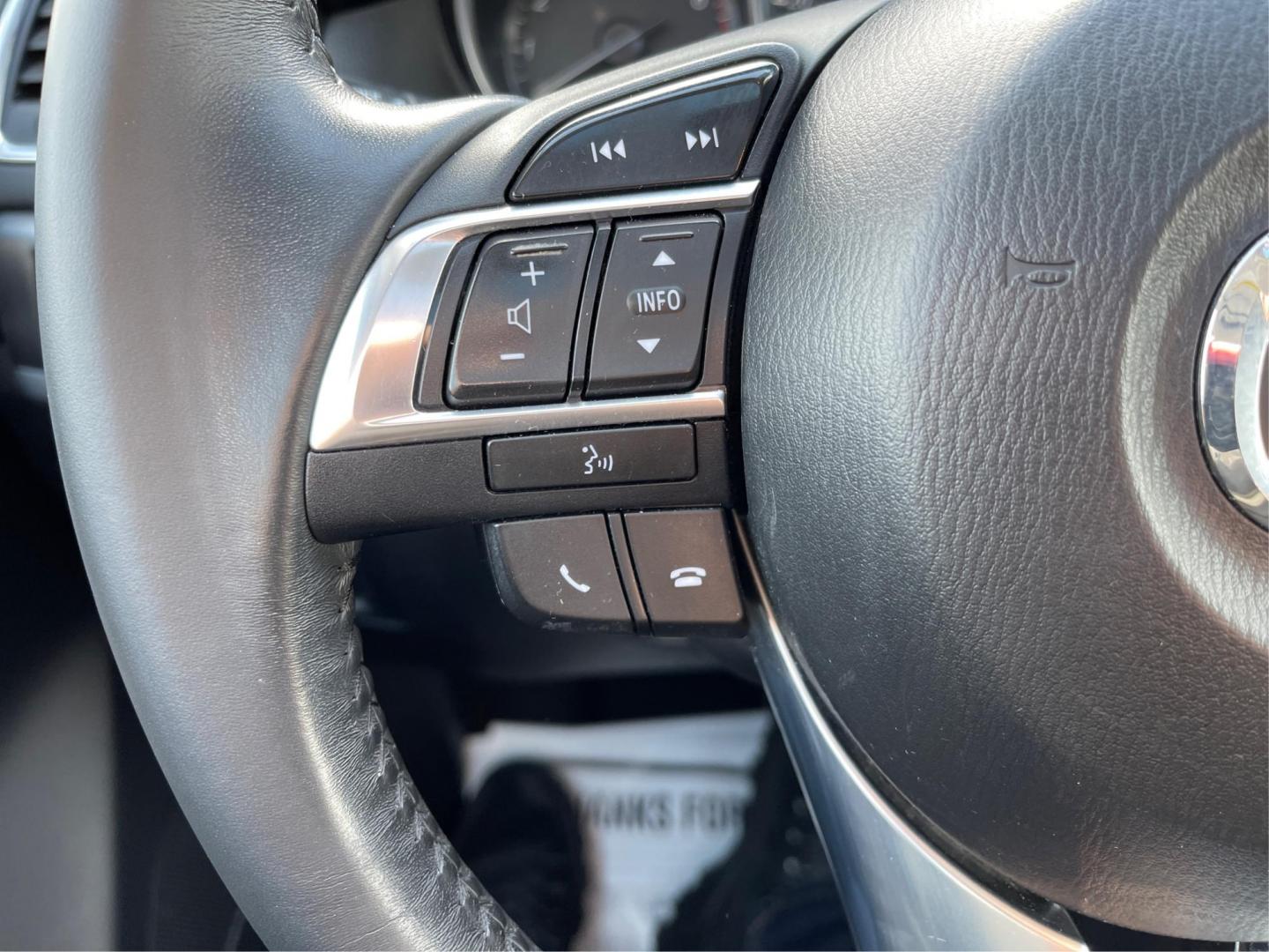 2016 Mazda CX-5 Grand Touring AWD (JM3KE4DY8G0) with an 2.5L L4 DOHC 16V engine, 6-Speed Automatic transmission, located at 1230 East Main St, Xenia, OH, 45385, (937) 908-9800, 39.688042, -83.910538 - Photo#14