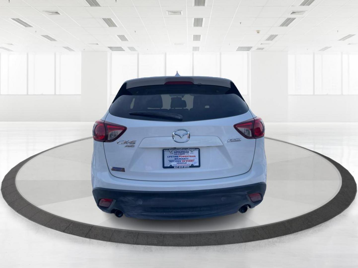 2016 Mazda CX-5 Grand Touring AWD (JM3KE4DY8G0) with an 2.5L L4 DOHC 16V engine, 6-Speed Automatic transmission, located at 1230 East Main St, Xenia, OH, 45385, (937) 908-9800, 39.688042, -83.910538 - Photo#3