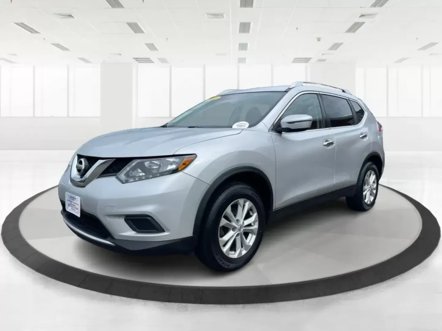 2016 Nissan Rogue SV (KNMAT2MV9GP) with an 2.5L I-4 DOHC engine, located at 4508 South Dixie Dr, Moraine, OH, 45439, (937) 908-9800, 39.807072, -84.031563 - Photo#7