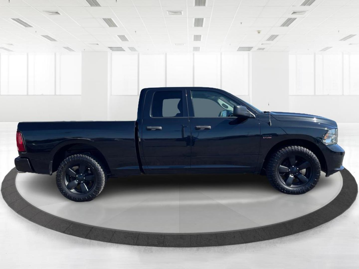 2016 Ram 1500 Express (1C6RR7FTXGS) with an HEMI 5.7L V-8 variable valve control engine, located at 1230 East Main St, Xenia, OH, 45385, (937) 908-9800, 39.688042, -83.910538 - Photo#1