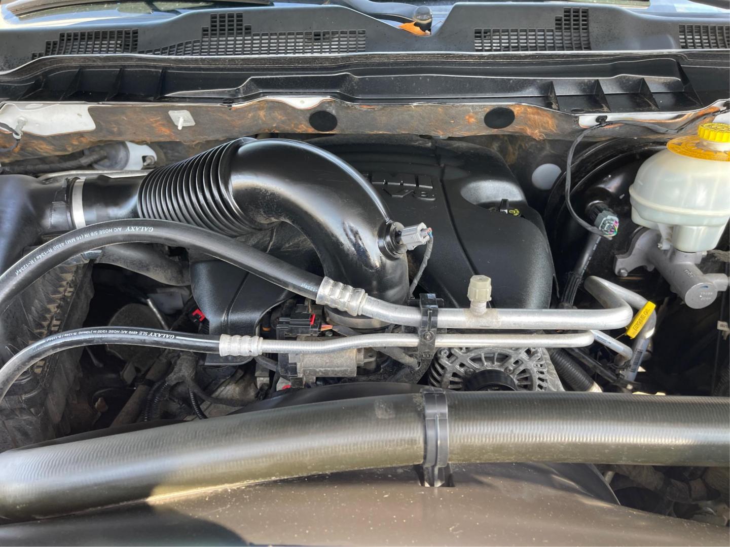 2016 Ram 1500 Laramie (1C6RR7NTXGS) with an Other engine, located at 1230 East Main St, Xenia, OH, 45385, (937) 908-9800, 39.688042, -83.910538 - Photo#9