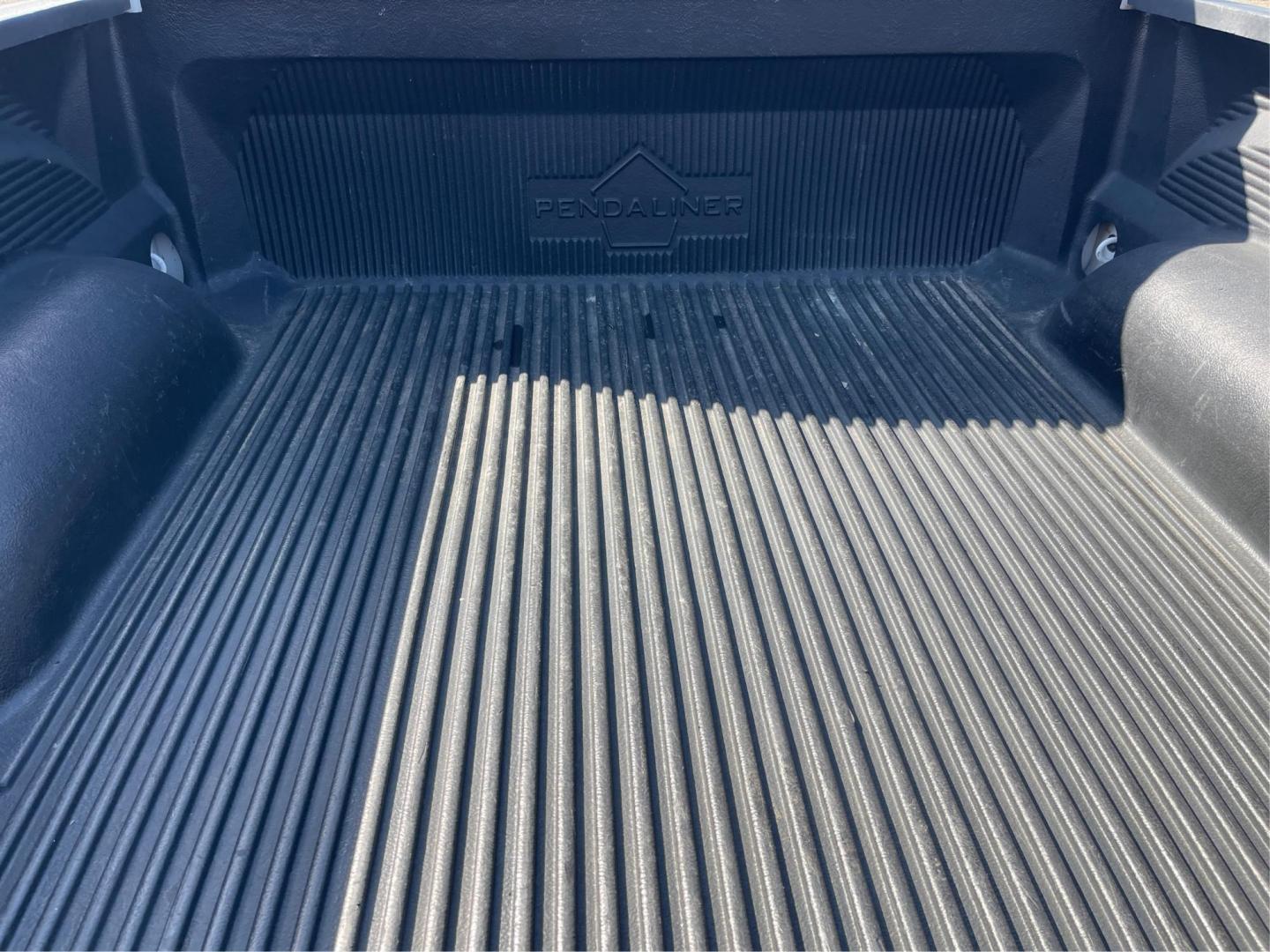 2016 Ram 1500 Laramie (1C6RR7NTXGS) with an Other engine, located at 1230 East Main St, Xenia, OH, 45385, (937) 908-9800, 39.688042, -83.910538 - Photo#10