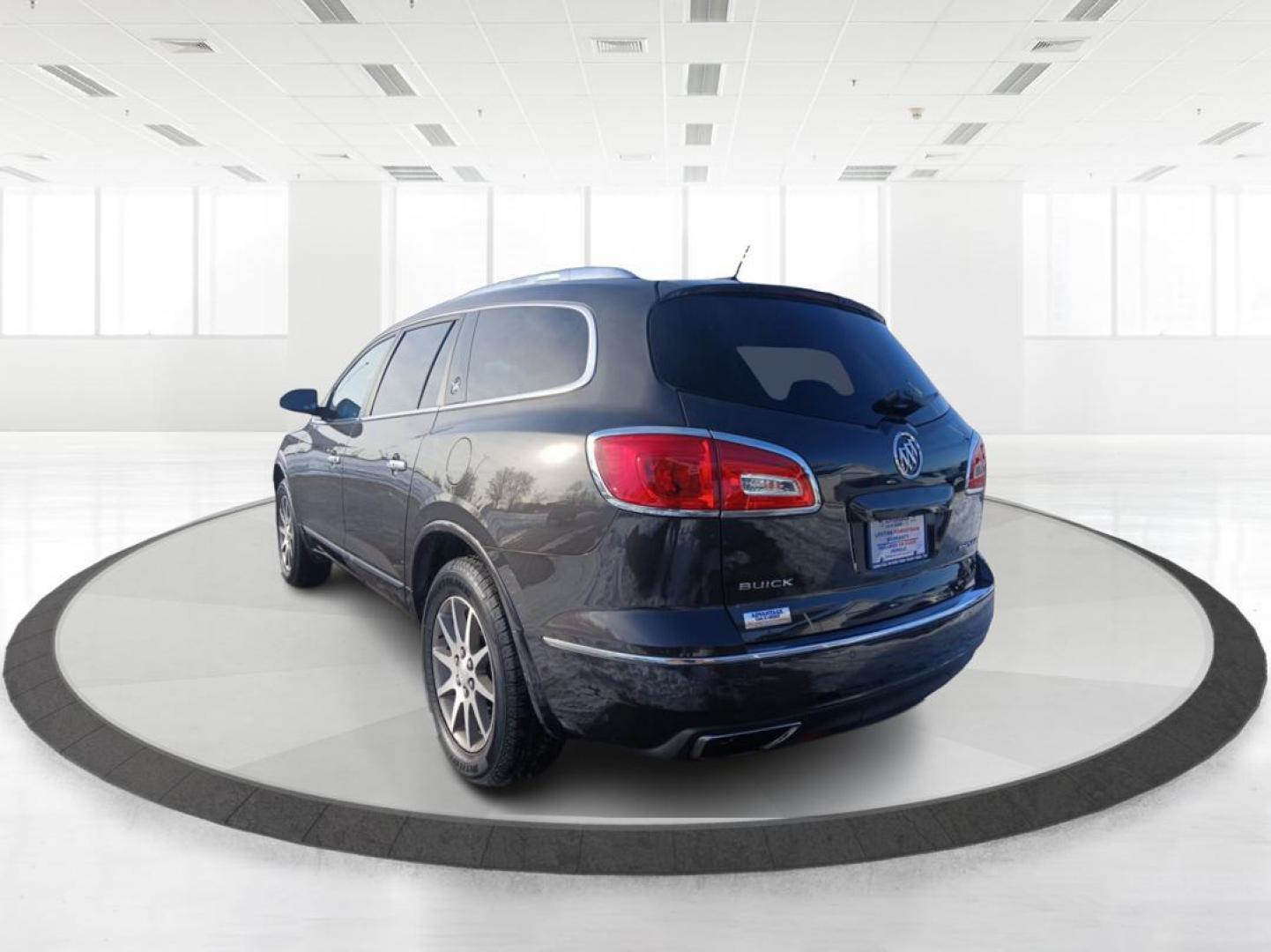 2017 Buick Enclave Leather FWD (5GAKRBKD2HJ) with an 3.6L V6 DOHC 24V engine, 6-Speed Automatic Overdrive transmission, located at 880 E. National Road, OH, 45377, (937) 908-9800, 39.891918, -84.183975 - Photo#4