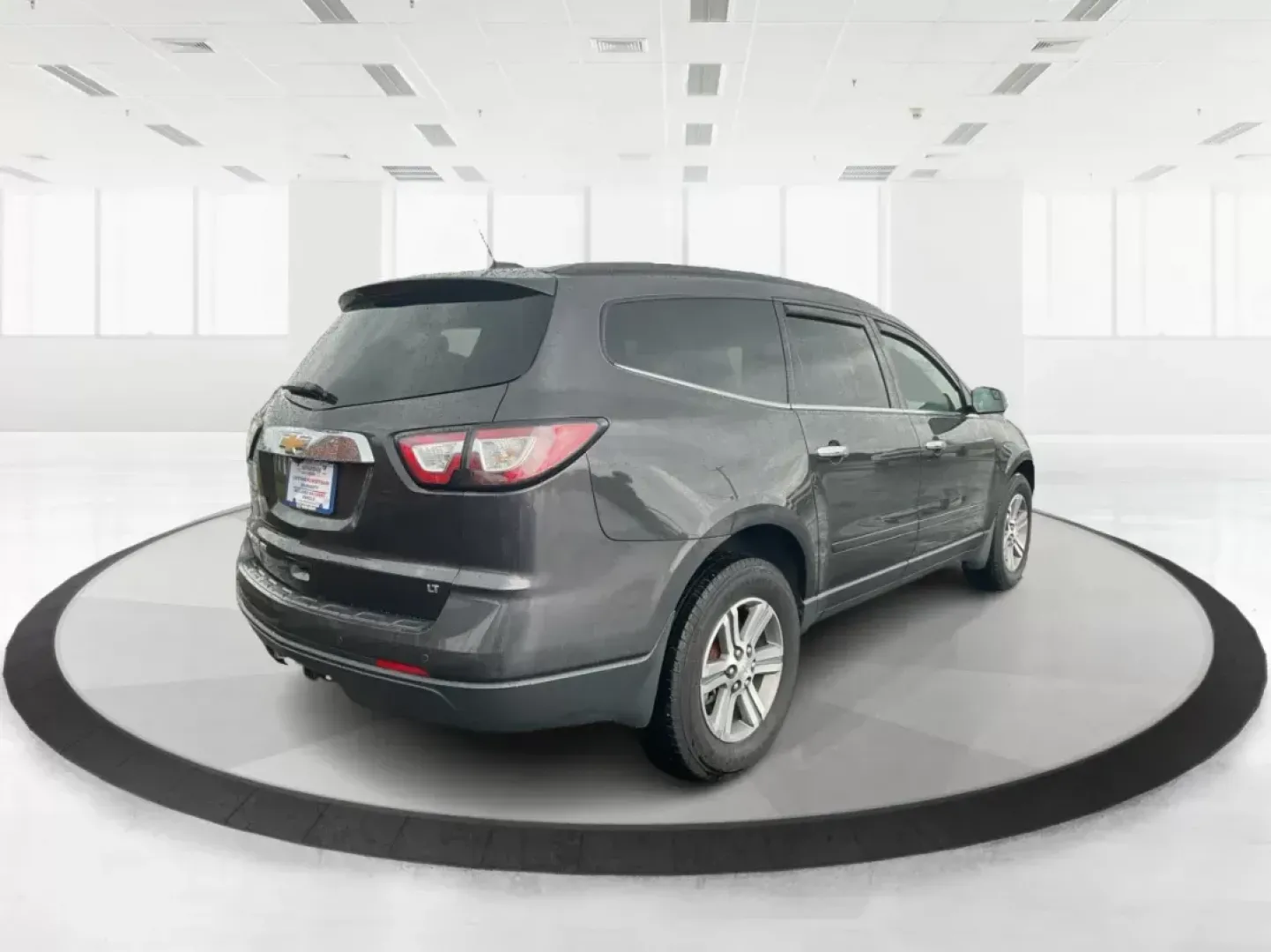 2017 Chevrolet Traverse 1LT (1GNKVGKD0HJ) with an 3.6L V-6 gasoline direct injection engine, located at 1099 N County Rd 25A , Troy, OH, 45373, (937) 908-9800, 40.057041, -84.215462 - Photo#0