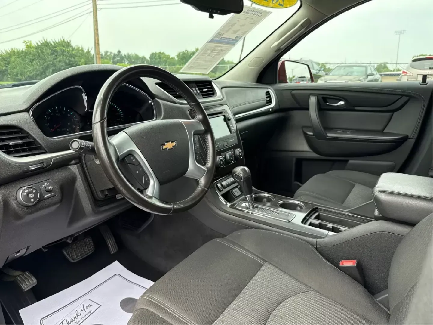 2017 Chevrolet Traverse 1LT (1GNKVGKD3HJ) with an 3.6L V-6 gasoline direct injection engine, located at 1099 N County Rd 25A , Troy, OH, 45373, (937) 908-9800, 40.057041, -84.215462 - Photo#8