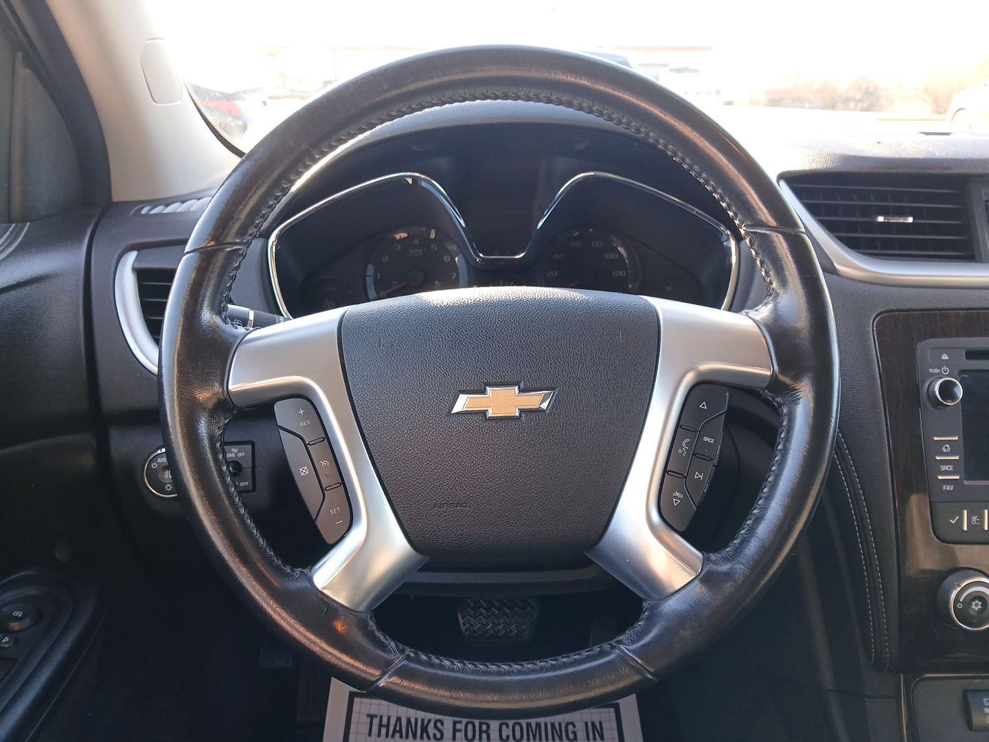2017 Chevrolet Traverse 1LT AWD (1GNKVGKD7HJ) with an 3.6L V6 DOHC 24V engine, 6-Speed Automatic transmission, located at 1184 Kauffman Ave, Fairborn, OH, 45324, (937) 908-9800, 39.807072, -84.031563 - Photo#15