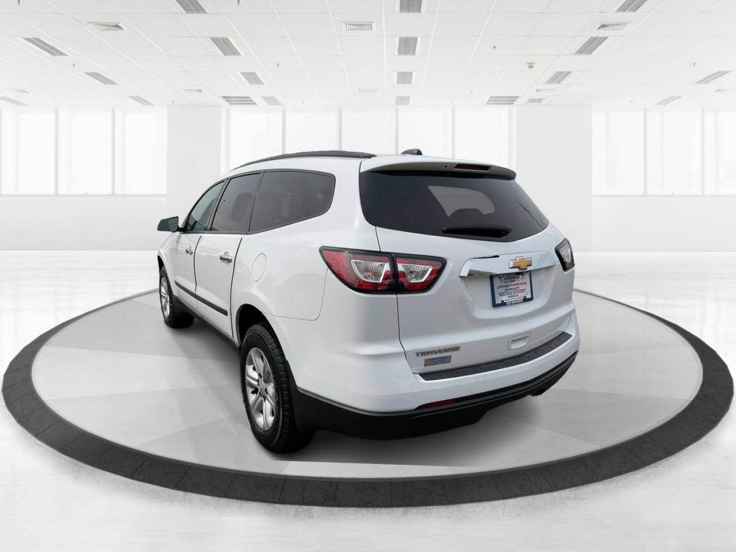 2017 Chevrolet Traverse LS (1GNKRFED9HJ) with an 3.6L V-6 gasoline direct injection engine, located at 880 E. National Road, OH, 45377, (937) 908-9800, 39.891918, -84.183975 - Photo#4