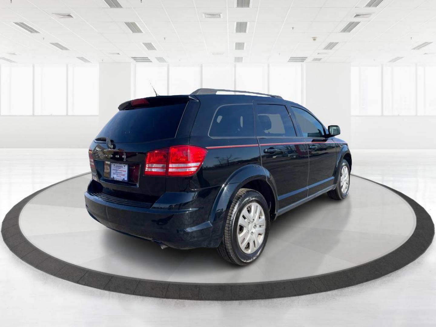 2017 Dodge Journey SE (3C4PDCAB4HT) with an Other engine, located at 4508 South Dixie Dr, Moraine, OH, 45439, (937) 908-9800, 39.807072, -84.031563 - Photo#2