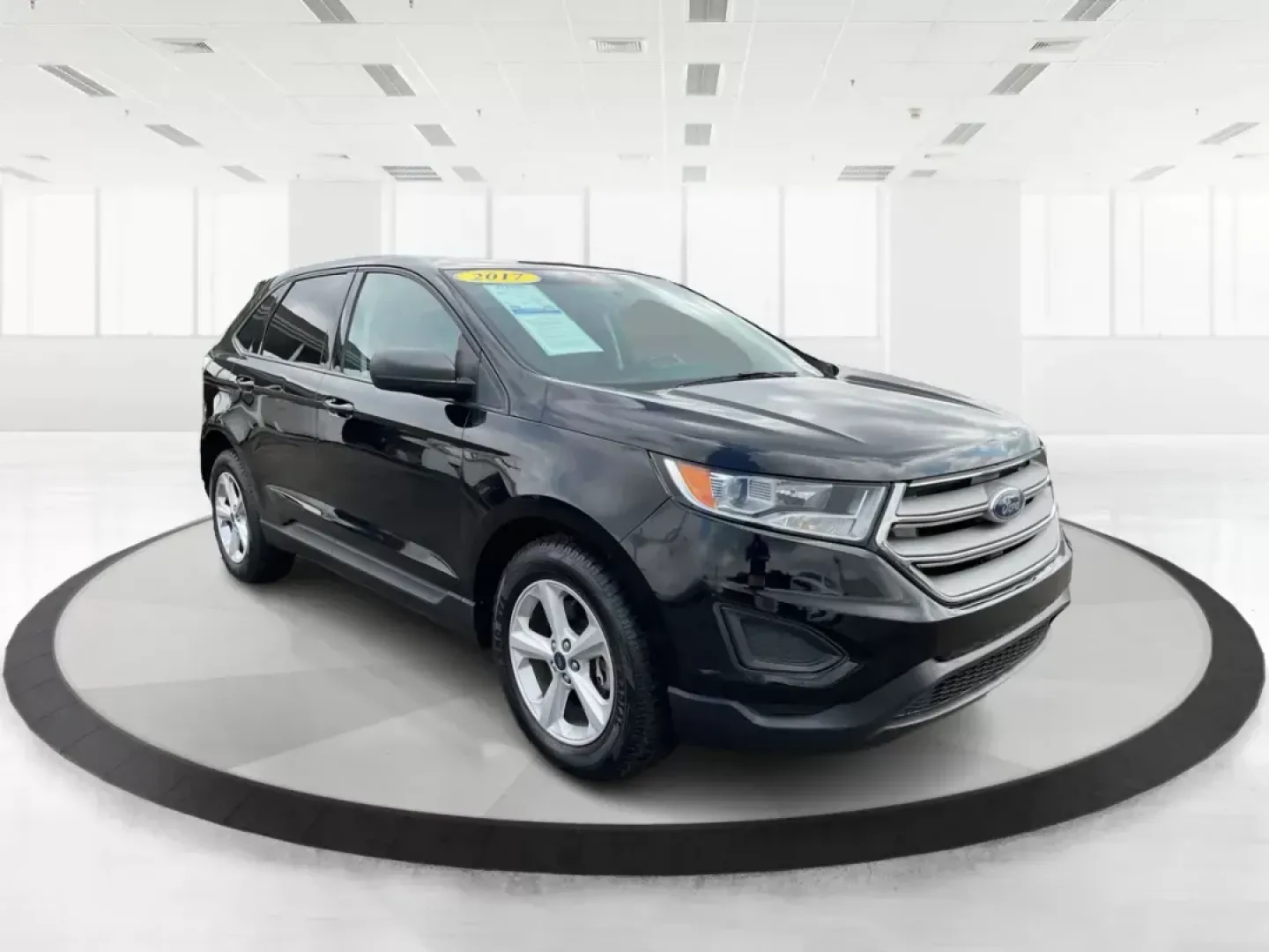 2017 Ford Edge SE (2FMPK4G90HB) with an EcoBoost 2L I-4 gasoline direct injection engine, located at 1230 East Main St, Xenia, OH, 45385, (937) 908-9800, 39.688042, -83.910538 - Photo#0