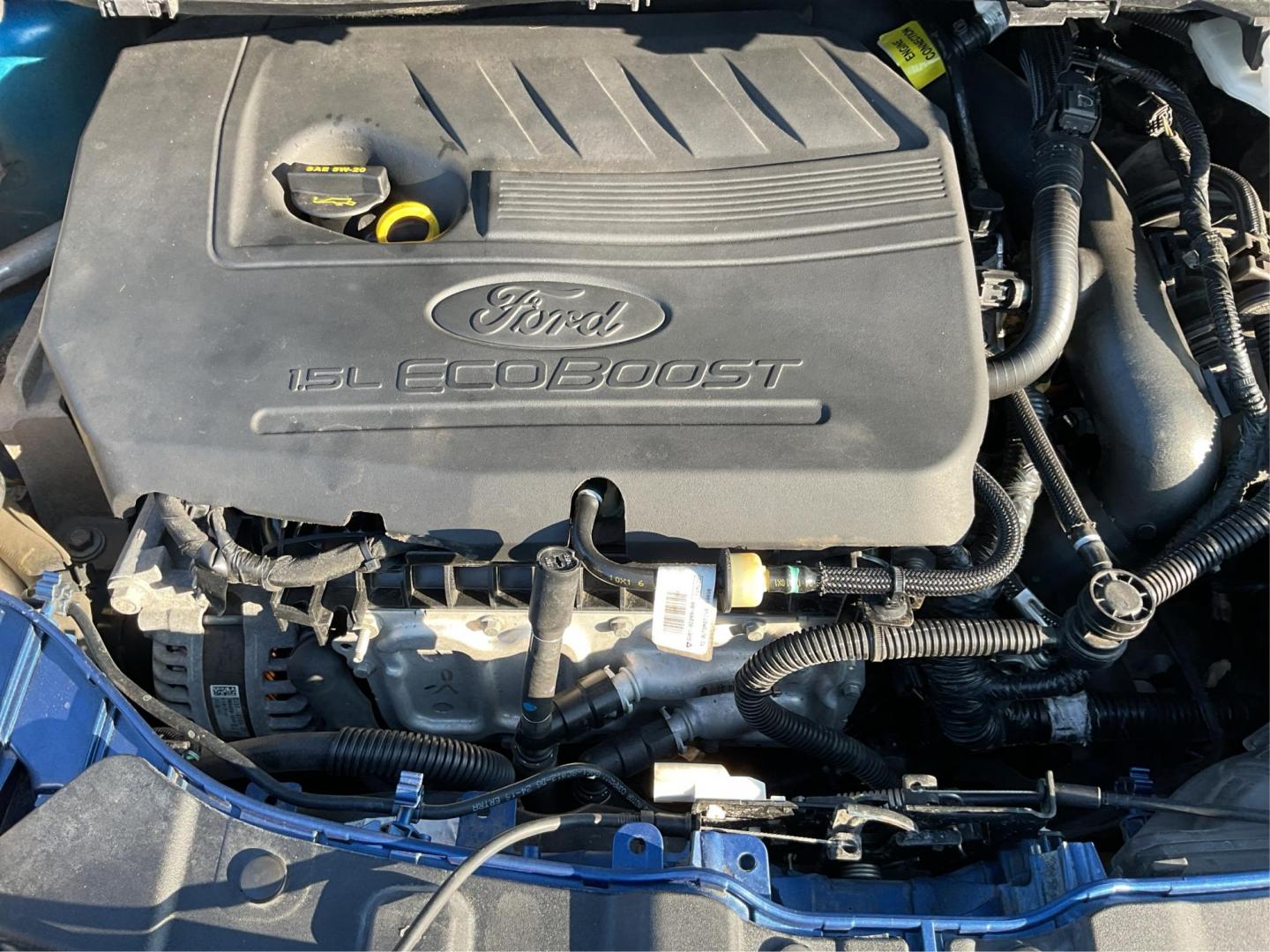 2017 Ford Escape SE (1FMCU9GD4HU) with an Other engine, located at 4508 South Dixie Dr, Moraine, OH, 45439, (937) 908-9800, 39.807072, -84.031563 - Photo#10