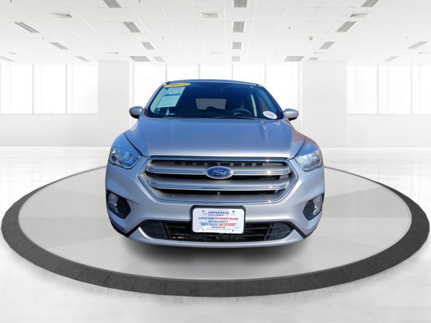 2017 Ford Escape SE 4WD (1FMCU9G92HU) with an 2.0L L4 DOHC 16V engine, 6-Speed Automatic transmission, located at 1184 Kauffman Ave, Fairborn, OH, 45324, (937) 908-9800, 39.807072, -84.031563 - Photo#6