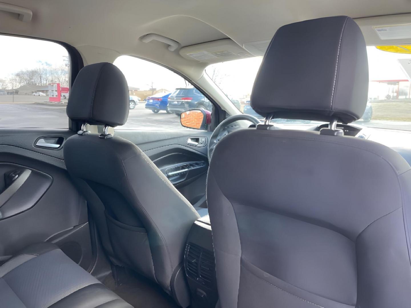 2017 Ford Escape SE 4WD (1FMCU9GD4HU) with an 1.5L L4 DOHC 16V engine, 6-Speed Automatic transmission, located at 401 Woodman Dr, Riverside, OH, 45431, (937) 908-9800, 39.761024, -84.120956 - Photo#10