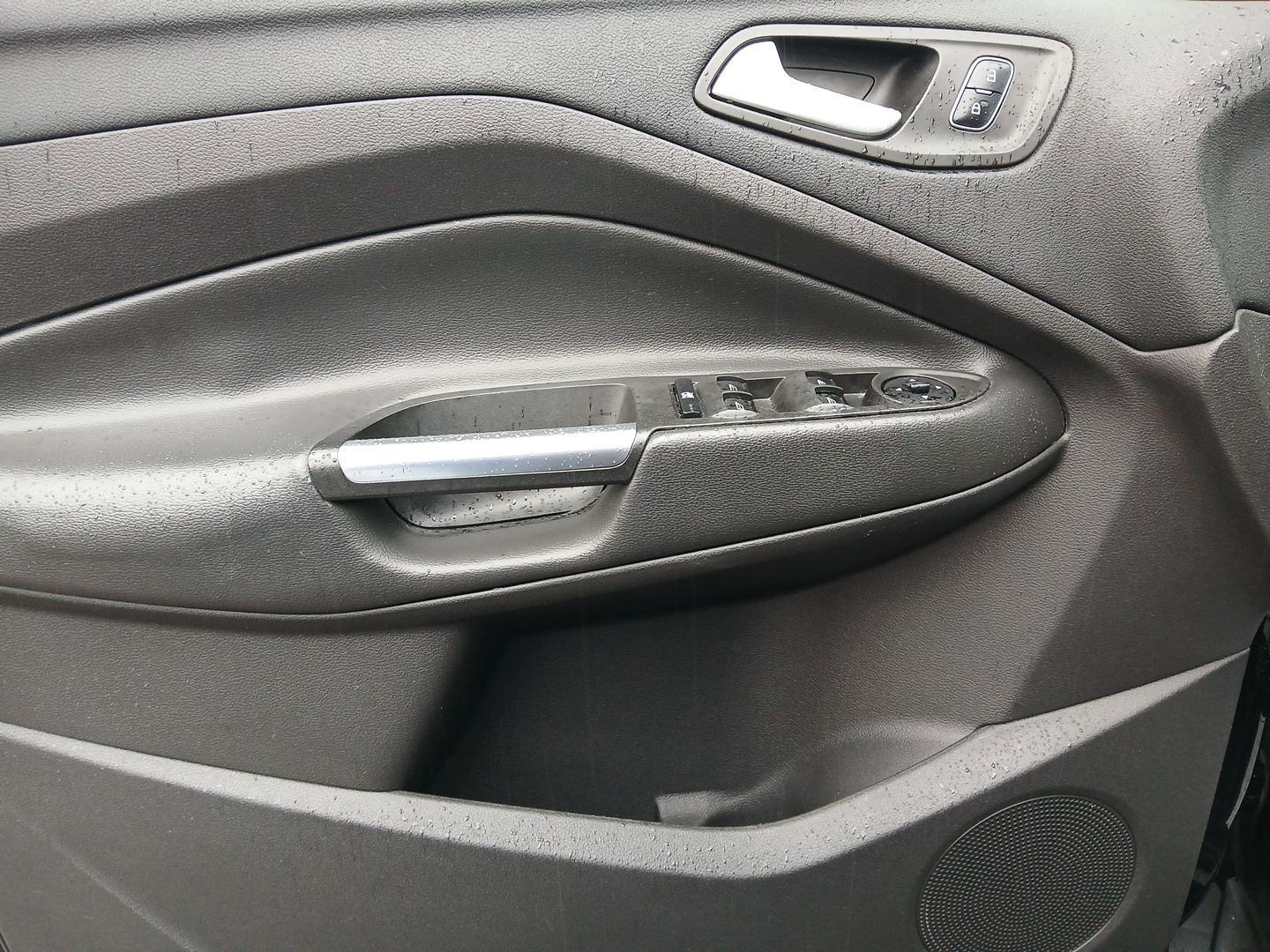 2017 Ford Escape SE FWD (1FMCU0GD3HU) with an 1.5L L4 DOHC 16V engine, 6-Speed Automatic transmission, located at 1951 S Dayton Lakeview Rd., New Carlisle, OH, 45344, (937) 908-9800, 39.890999, -84.050255 - Photo#17