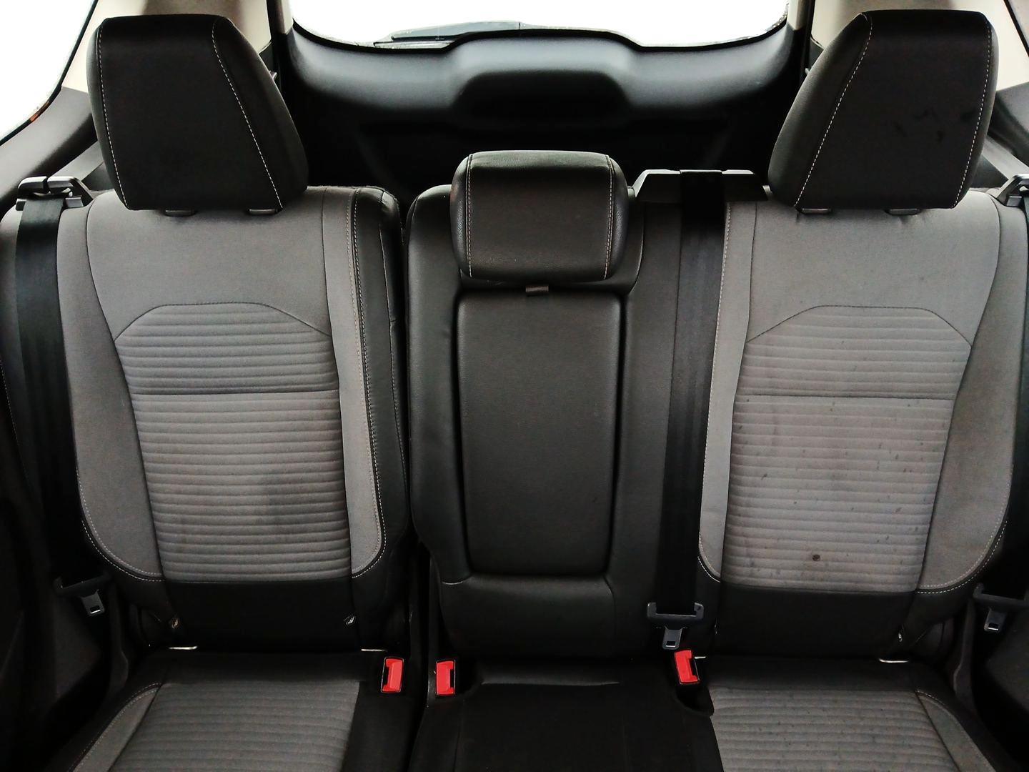 2017 Ford Escape SE FWD (1FMCU0GDXHU) with an 1.5L L4 DOHC 16V engine, 6-Speed Automatic transmission, located at 1951 S Dayton Lakeview Rd., New Carlisle, OH, 45344, (937) 908-9800, 39.890999, -84.050255 - Photo#13