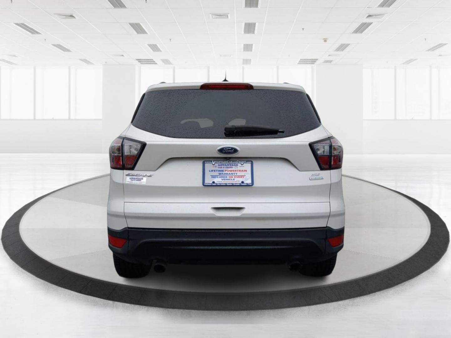 2017 Ford Escape SE FWD (1FMCU0GDXHU) with an 1.5L L4 DOHC 16V engine, 6-Speed Automatic transmission, located at 1951 S Dayton Lakeview Rd., New Carlisle, OH, 45344, (937) 908-9800, 39.890999, -84.050255 - Photo#3