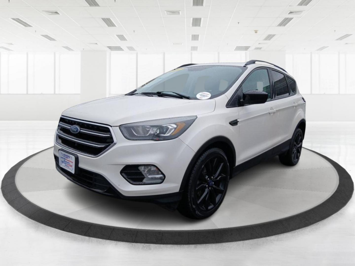 2017 Ford Escape SE FWD (1FMCU0GDXHU) with an 1.5L L4 DOHC 16V engine, 6-Speed Automatic transmission, located at 1951 S Dayton Lakeview Rd., New Carlisle, OH, 45344, (937) 908-9800, 39.890999, -84.050255 - Photo#7