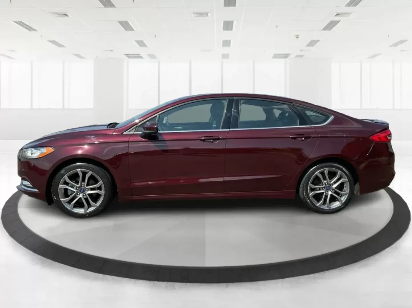 2017 Ford Fusion SE (3FA6P0HDXHR) with an Other engine, located at 880 E. National Road, OH, 45377, (937) 908-9800, 39.891918, -84.183975 - Photo#5