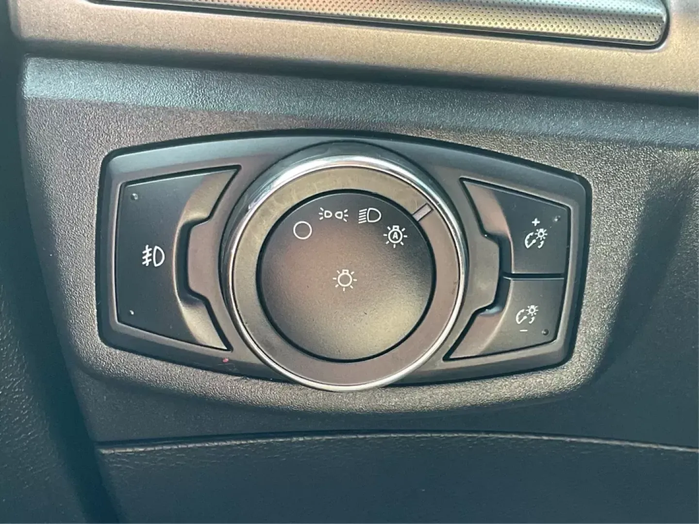 2017 Ford Fusion SE (3FA6P0HDXHR) with an Other engine, located at 880 E. National Road, OH, 45377, (937) 908-9800, 39.891918, -84.183975 - Photo#15