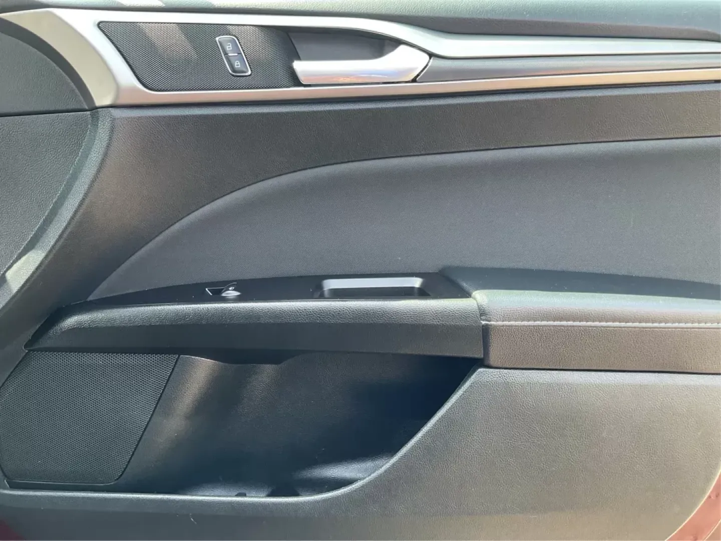 2017 Ford Fusion SE (3FA6P0HDXHR) with an Other engine, located at 880 E. National Road, OH, 45377, (937) 908-9800, 39.891918, -84.183975 - Photo#18