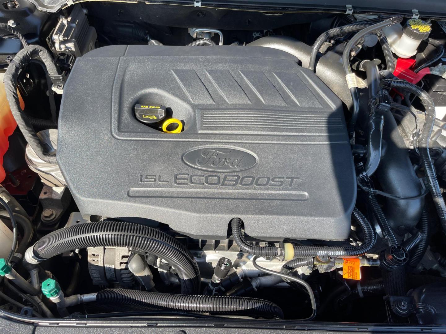 2017 Ford Fusion SE (3FA6P0HD1HR) with an 1.5L L4 DOHC 16V engine, 6-Speed Automatic transmission, located at 880 E. National Road, OH, 45377, (937) 908-9800, 39.891918, -84.183975 - Photo#10