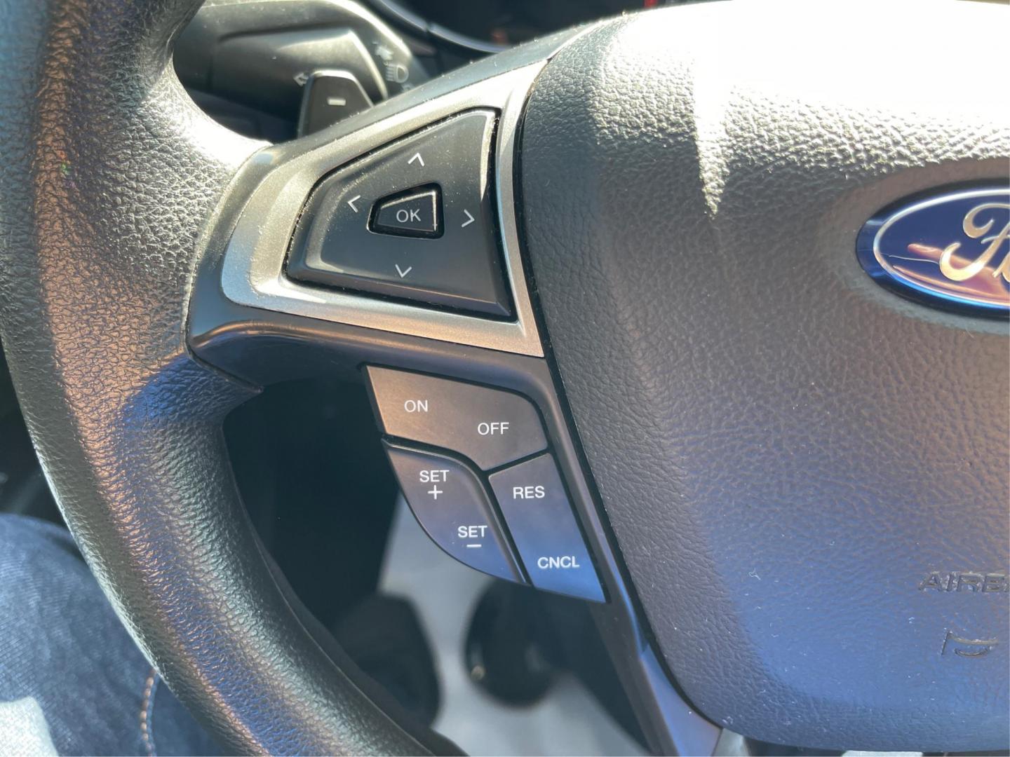 2017 Ford Fusion SE (3FA6P0HD1HR) with an 1.5L L4 DOHC 16V engine, 6-Speed Automatic transmission, located at 880 E. National Road, OH, 45377, (937) 908-9800, 39.891918, -84.183975 - Photo#15