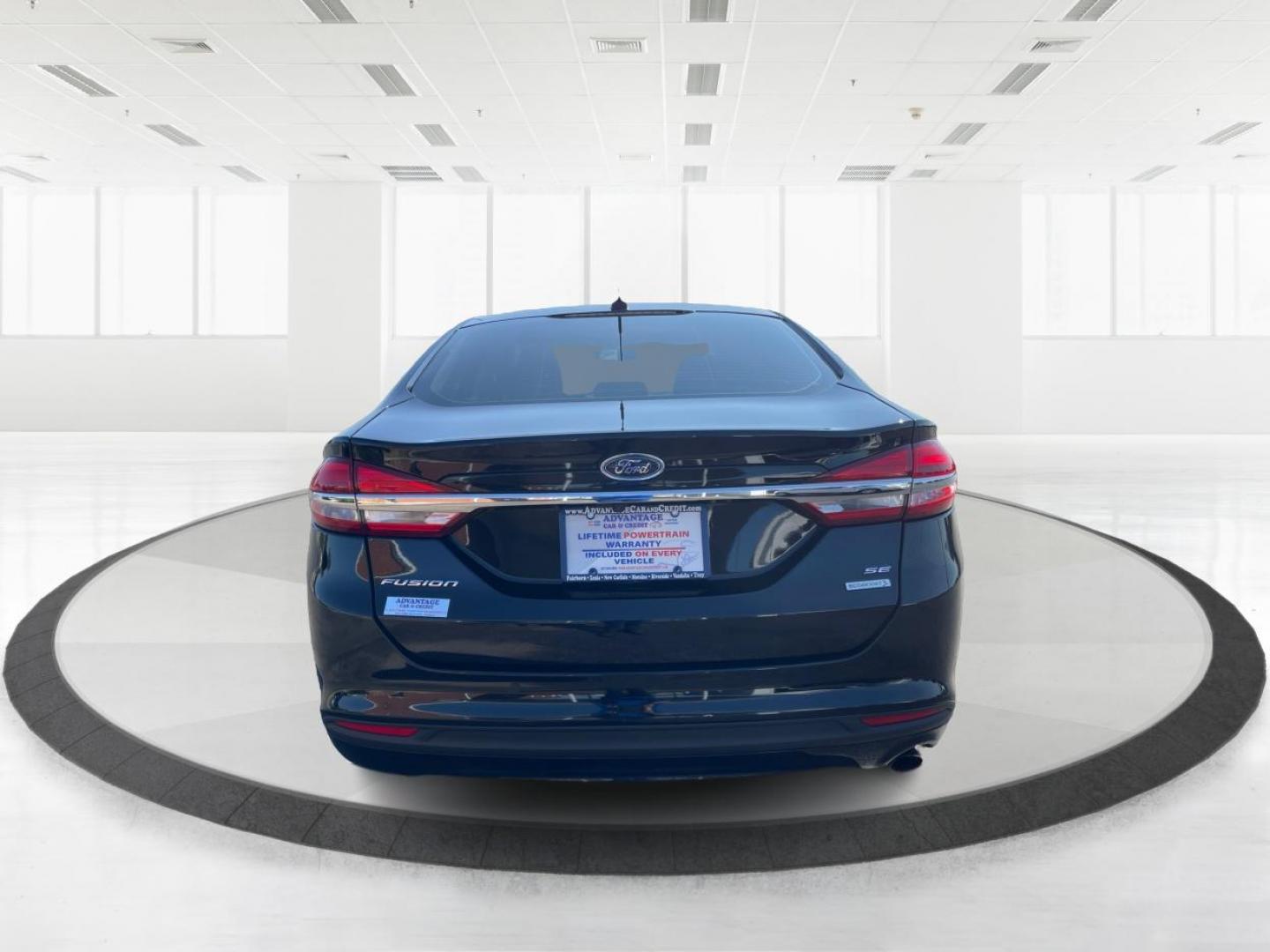 2017 Ford Fusion SE (3FA6P0HD1HR) with an 1.5L L4 DOHC 16V engine, 6-Speed Automatic transmission, located at 880 E. National Road, OH, 45377, (937) 908-9800, 39.891918, -84.183975 - Photo#3