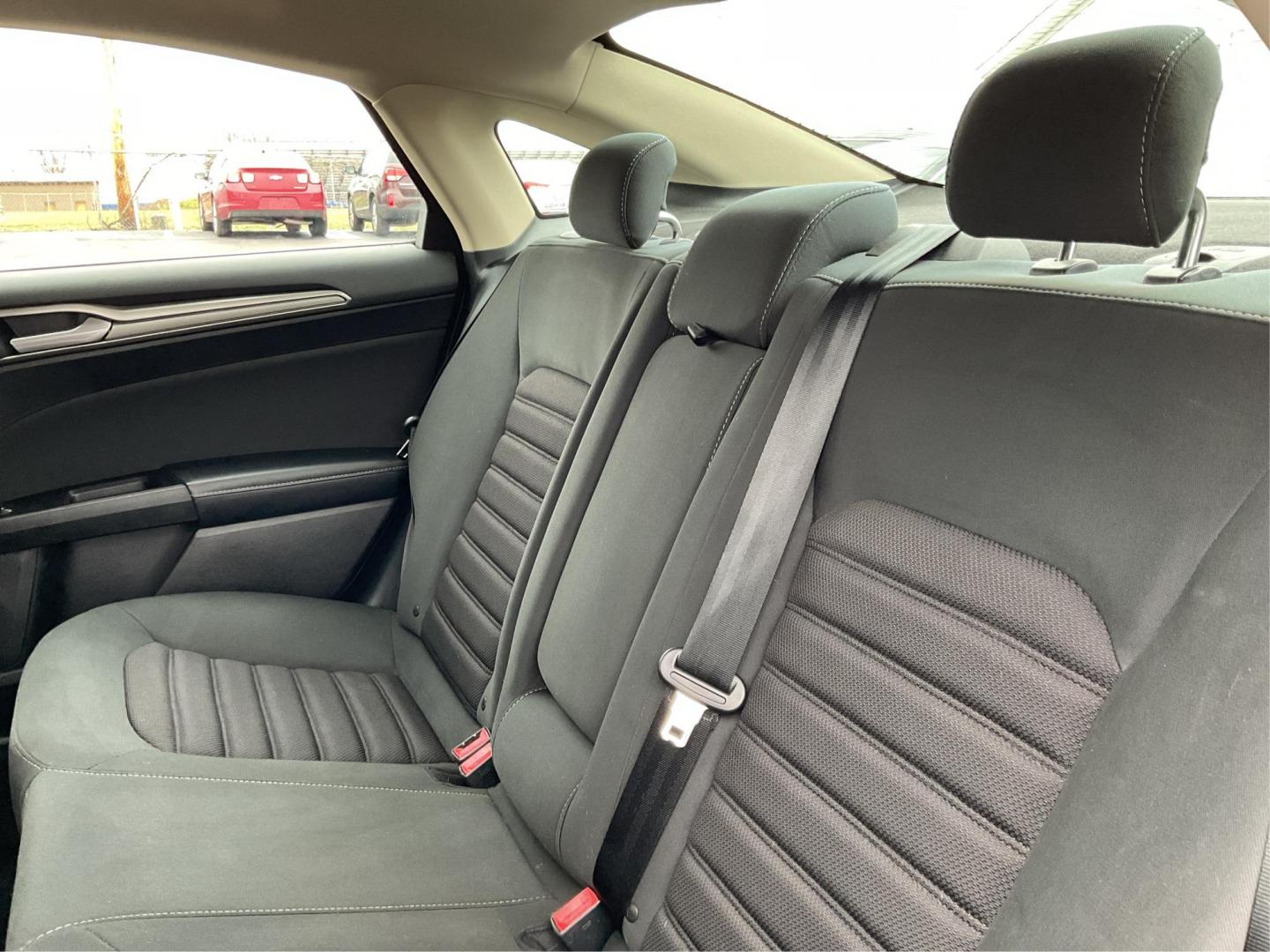 2017 Ford Fusion SE (3FA6P0H7XHR) with an Other engine, located at 1184 Kauffman Ave, Fairborn, OH, 45324, (937) 908-9800, 39.807072, -84.031563 - Photo#9