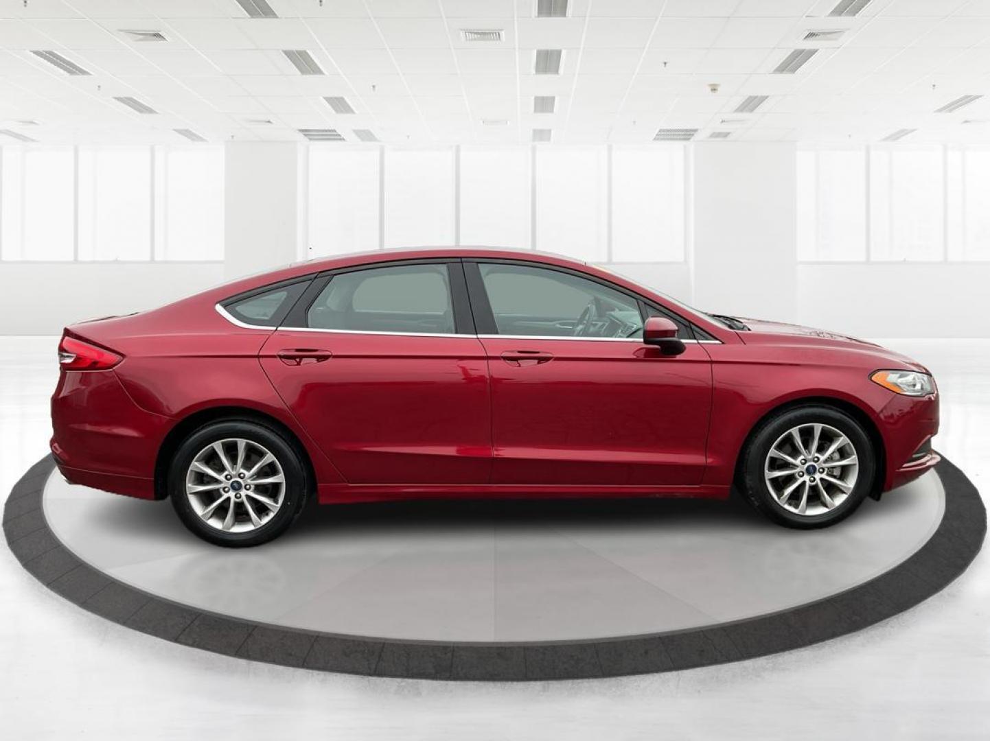 2017 Ford Fusion SE (3FA6P0H7XHR) with an Other engine, located at 1184 Kauffman Ave, Fairborn, OH, 45324, (937) 908-9800, 39.807072, -84.031563 - Photo#1