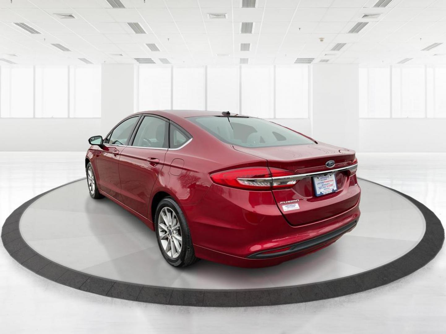 2017 Ford Fusion SE (3FA6P0H7XHR) with an Other engine, located at 1184 Kauffman Ave, Fairborn, OH, 45324, (937) 908-9800, 39.807072, -84.031563 - Photo#4