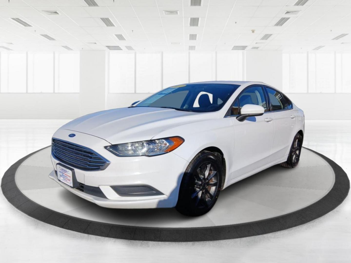 2017 Ford Fusion SE (3FA6P0H74HR) with an 2.5L L4 DOHC 16V engine, 6-Speed Automatic transmission, located at 401 Woodman Dr, Riverside, OH, 45431, (937) 908-9800, 39.761024, -84.120956 - Photo#7