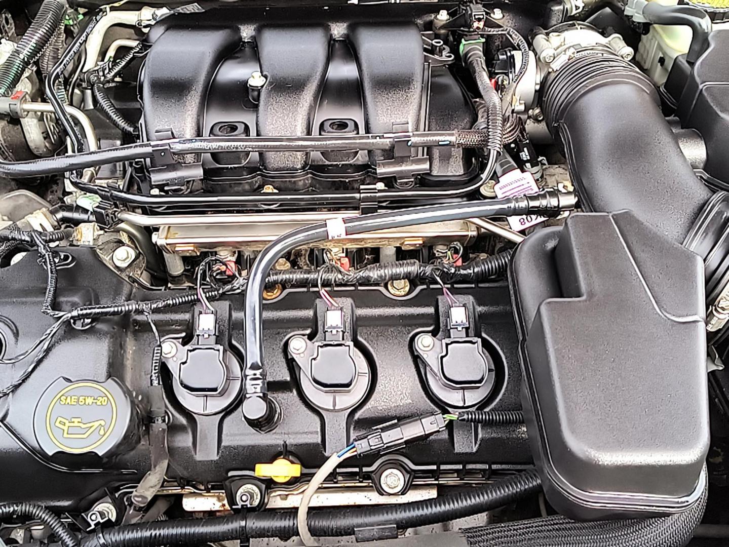 2017 Ford Taurus SEL (1FAHP2E84HG) with an Other engine, located at 1184 Kauffman Ave, Fairborn, OH, 45324, (937) 908-9800, 39.807072, -84.031563 - Photo#10