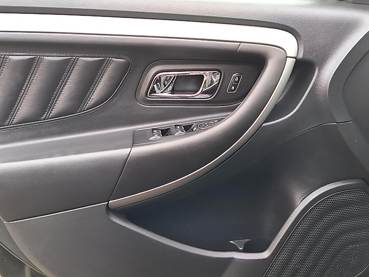 2017 Ford Taurus SEL (1FAHP2E84HG) with an Other engine, located at 1184 Kauffman Ave, Fairborn, OH, 45324, (937) 908-9800, 39.807072, -84.031563 - Photo#18