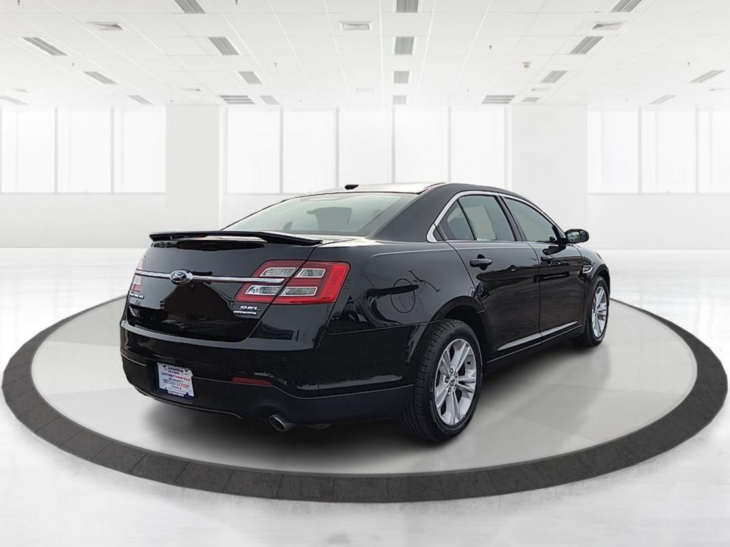 2017 Ford Taurus SEL (1FAHP2E84HG) with an Other engine, located at 1184 Kauffman Ave, Fairborn, OH, 45324, (937) 908-9800, 39.807072, -84.031563 - Photo#2