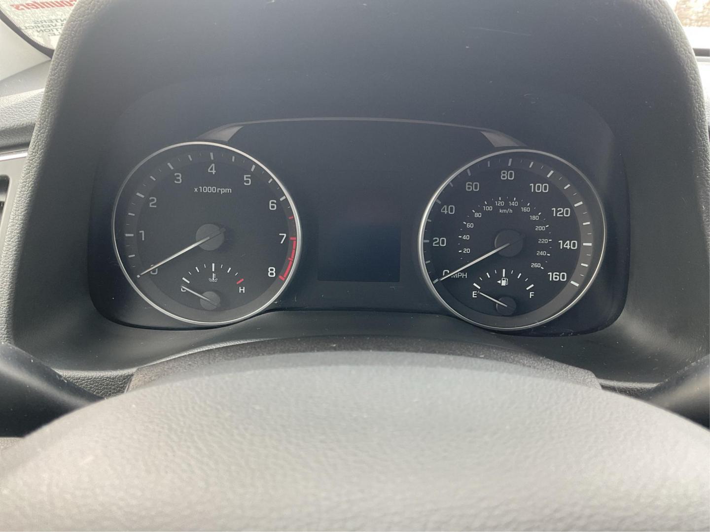 2017 Gray Hyundai Elantra SE (5NPD84LF3HH) with an Other engine, located at 880 E. National Road, OH, 45377, (937) 908-9800, 39.891918, -84.183975 - Photo#14